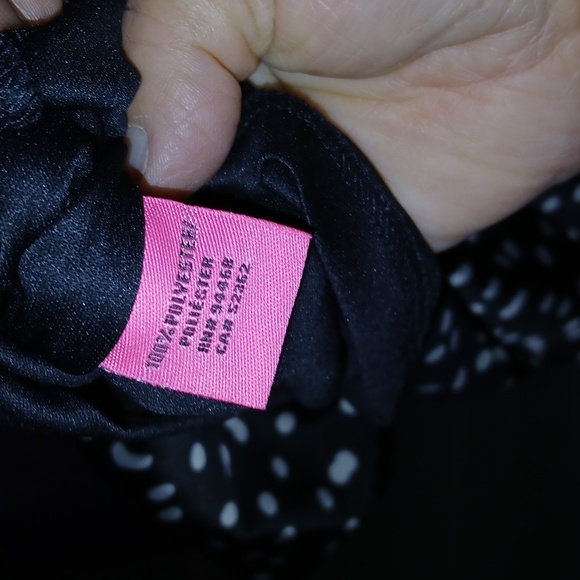 Betsey Johnson Black and White Polka Dot Low High Sleeve Dress Wirh CHERRY - Picture 5 of 5